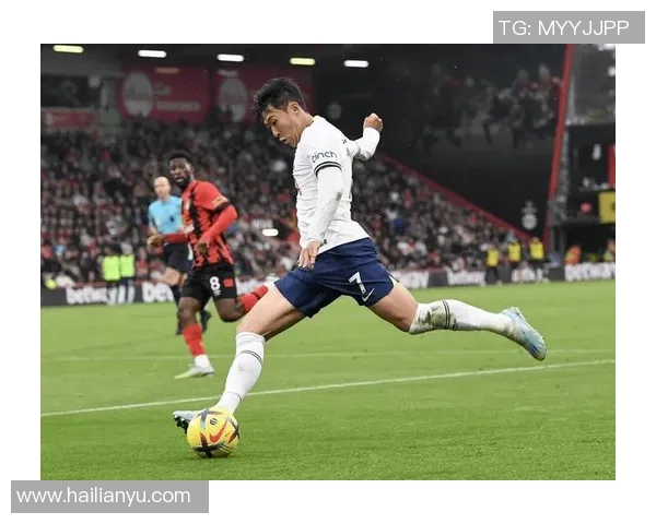 韩国知名足球球星孙兴慜李东国朴智星等闪耀绿茵舞台